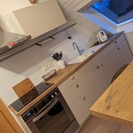 Helles Dachgeschoss-Appartement Krefeld Exteriör bild