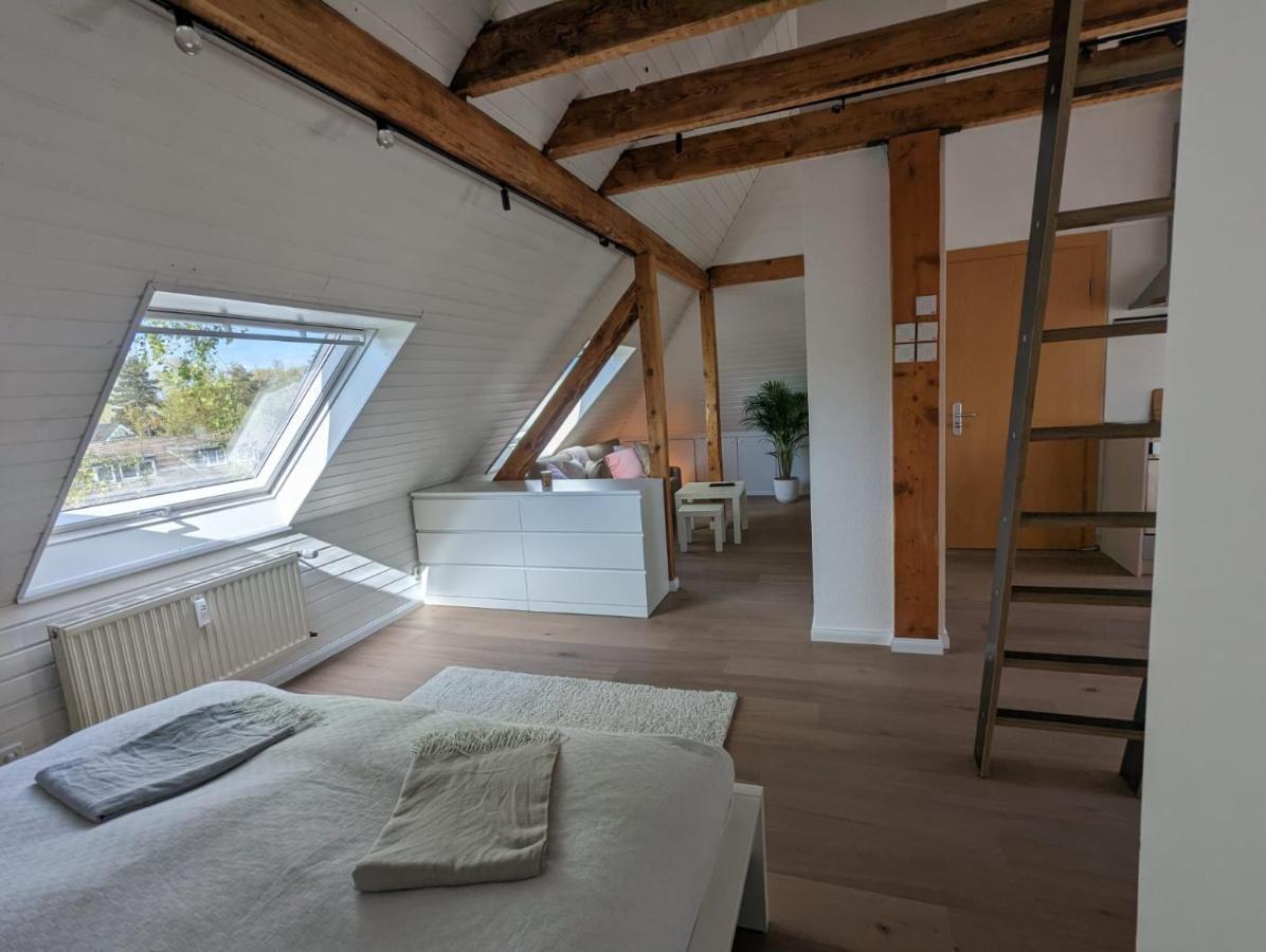 Helles Dachgeschoss-Appartement Krefeld Exteriör bild