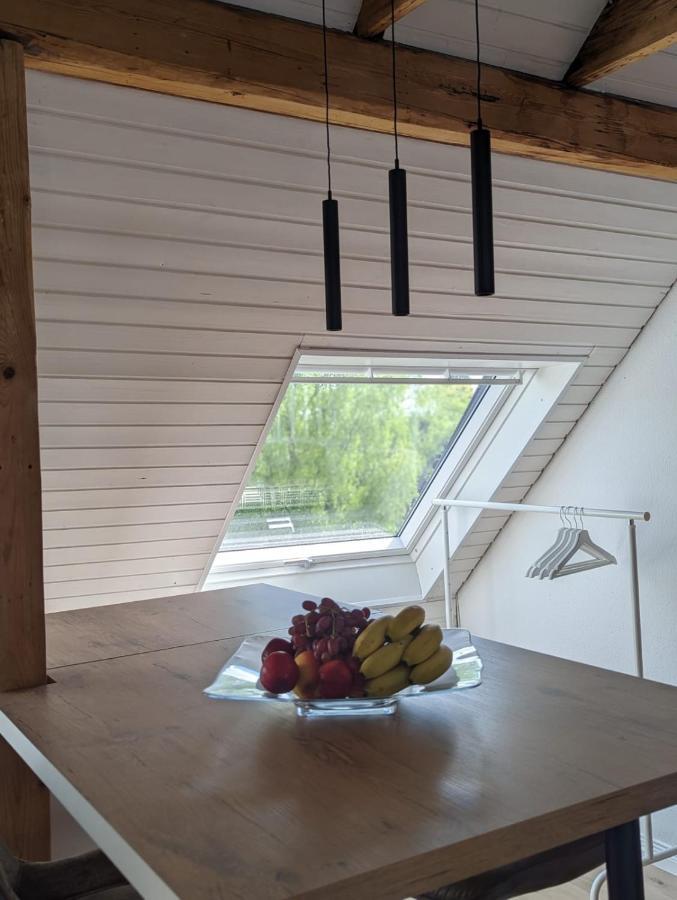 Helles Dachgeschoss-Appartement Krefeld Exteriör bild