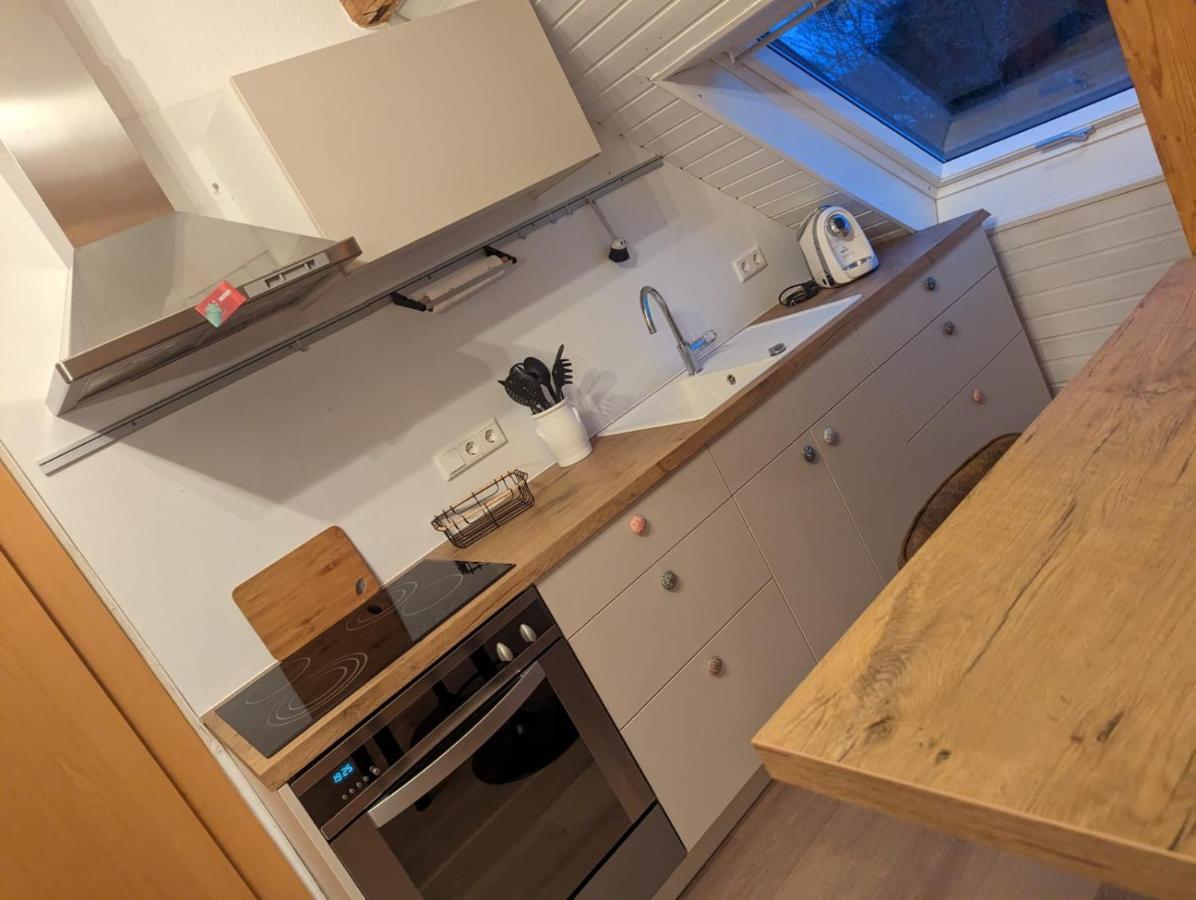 Helles Dachgeschoss-Appartement Krefeld Exteriör bild